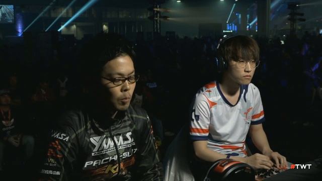Kkokkoma (Paul) Vs TAKE (Kazumi) - TOP 8 - Tekken 7 World Tour смотреть онлайн