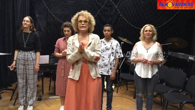 Вокальная школа- Panovasun.ru. Вокальное дыхание; Интонация; Ритмика. КУРС ВВЕДЕНИЕ В ВОКАЛ. смотреть онлайн