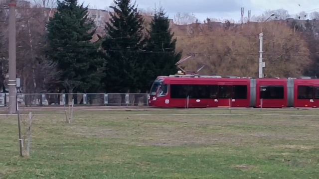 |Эксклюзивное видео| Разворот трамвая БКМ-843, бортовой номер 157 по 11 маршруту смотреть онлайн