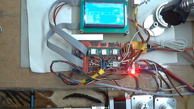 3D принтер своими руками.Проверка железа в холостую.Часть 2 смотреть онлайн