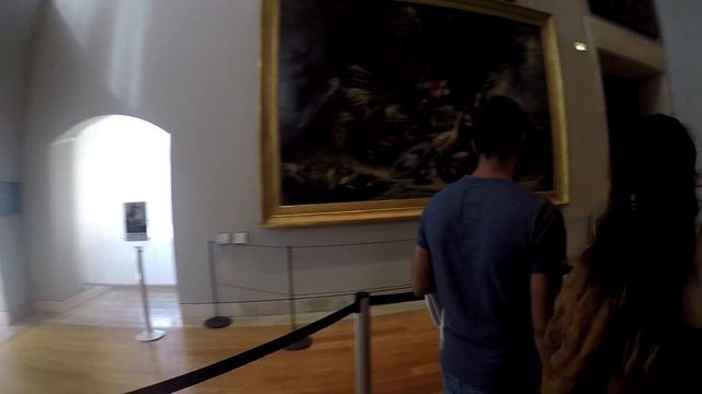 Музей Лувр, Париж.