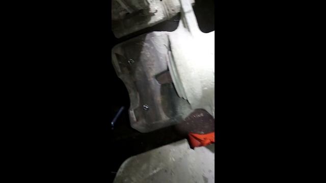 Lexus IS250. Лечим стук суппортов навсегда. СУПЕР способ! смотреть онлайн