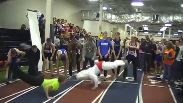 AA State Track&Field Harlem Shake смотреть онлайн