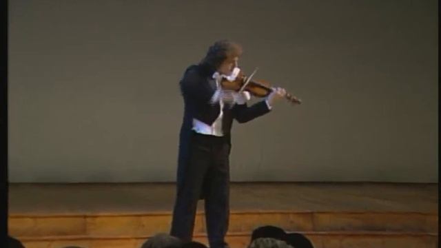 Paganini - Caprice no.07, Alexander Markov, violin [HD] смотреть онлайн