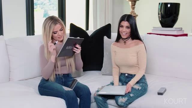 Khloe Kardashian slams fans for being 'petty' after they point out Photoshop fail on workout selfie смотреть онлайн