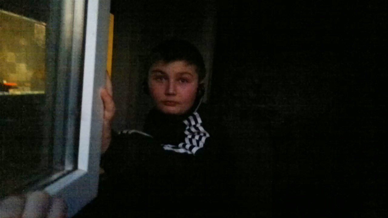 Брат испугался аж обосрался смотреть онлайн