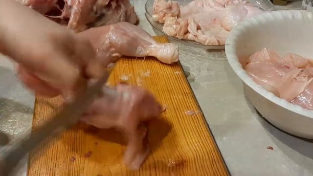 Экономный праздничный стол на НОВЫЙ ГОД 1000 рублей! Праздничные рецепты на Новый год! смотреть онлайн