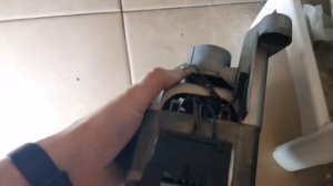 Замена щёток двигателя стиральной машины Zanussi ZWO6105. Проще некуда!