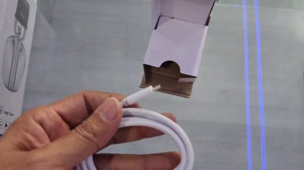 logitech  zone vibe 100 unboxing