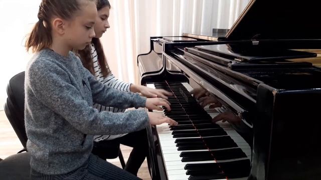 Э. Григ "В пещере горного короля" из сюиты "Пер Гюнт" смотреть онлайн