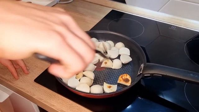 Жареные пельмени, Готовим вместе (секретный способ) смотреть онлайн