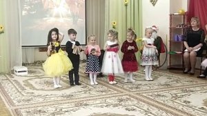 Детский оркестр на осеннем утреннике. Старшая группа "Капельки"