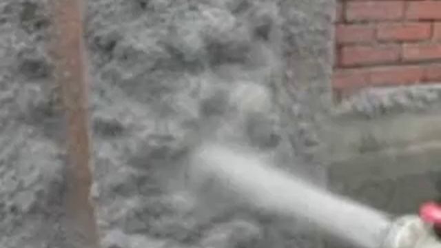 Влажное нанесение эковаты выдувной установкой.mp4 смотреть онлайн