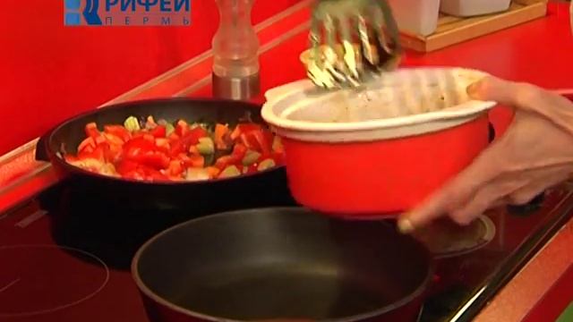 Что Есть Курица с овощами в соевом соусе смотреть онлайн