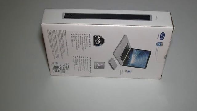 LACIE 1TB Porsche Design Mobile Drive Unboxing смотреть онлайн
