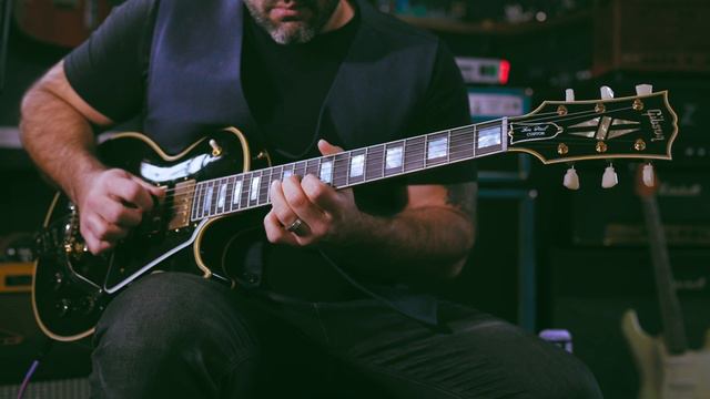 The Best Gibson Les Paul I've Had | Les Paul Custom Bigsby смотреть онлайн