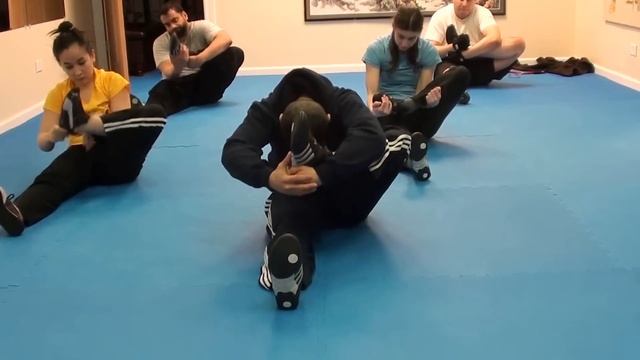 FMK Easy Stretching for Beginners - Total Body Flexibility Training смотреть онлайн