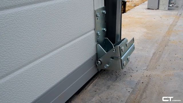 Установка секционных ворот в строящемся боксе автомойки смотреть онлайн