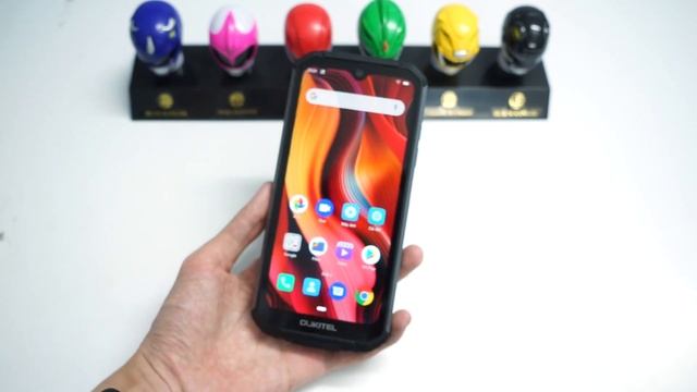 Trên tay smartphone "siêu to, nạc" mới của Oukitel, pin 10.000mAh смотреть онлайн