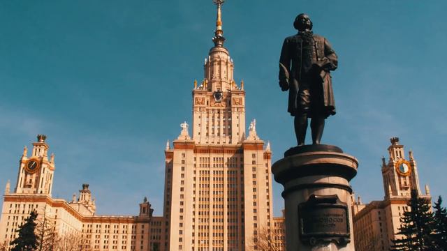 МГУ. Удивительные истории о главном университете страны смотреть онлайн