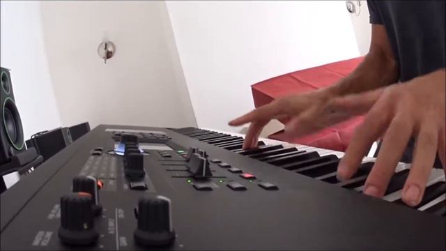 MODX8 SaxPiano смотреть онлайн