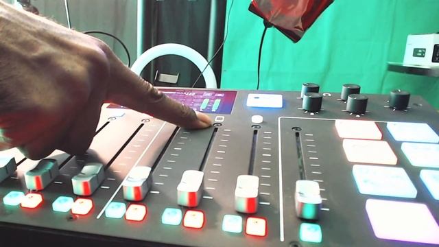 How to use Rodecaster Pro with Instagram смотреть онлайн