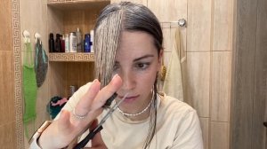 Стрижка самой себе на длинные волосы