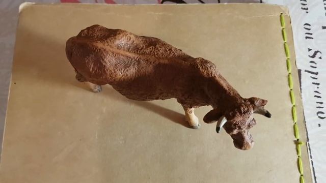 Обзор фигурки жесткошёрстной коровы лимузинской породы (Papo, 2010) смотреть онлайн