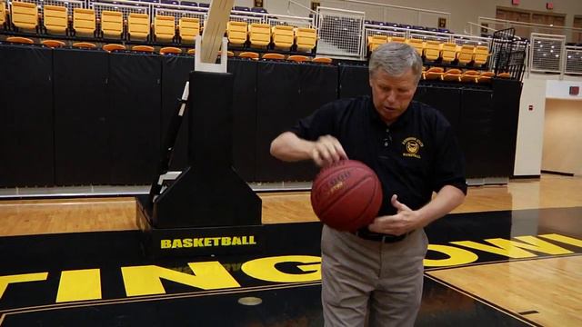 Basketball Drills & Tips : How to Shoot a Basketball Better смотреть онлайн