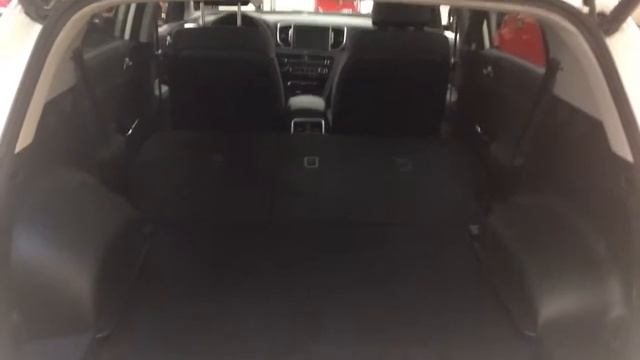 Episode 1: 2019 Kia Sportage SX смотреть онлайн