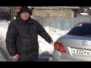 Замена лампы стоп сигнала/задних габаритов на Toyota - Corolla