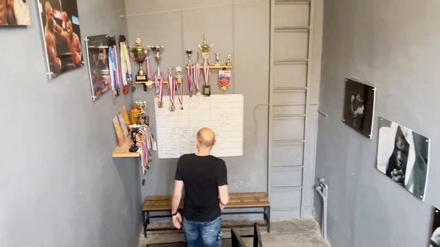 Питер.Нашли сливы.Дети хотят в школу бокса.Сколько стоят занятия? смотреть онлайн