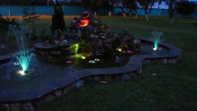 Водопад с подсветкой смотреть онлайн