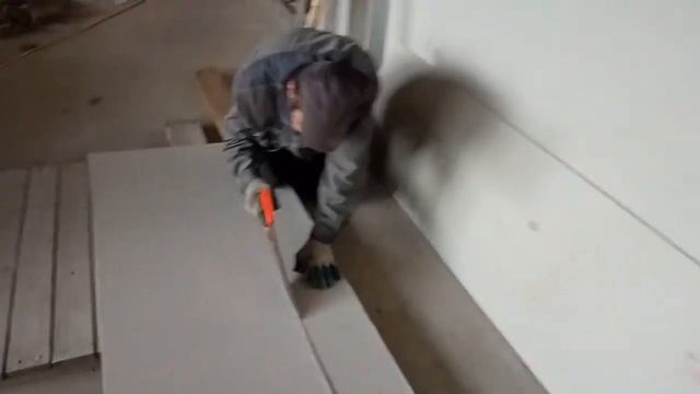 Монтаж негорючей акустической изоляции стен и потолков КНАУФ-ФАЙЕРБОРД смотреть онлайн