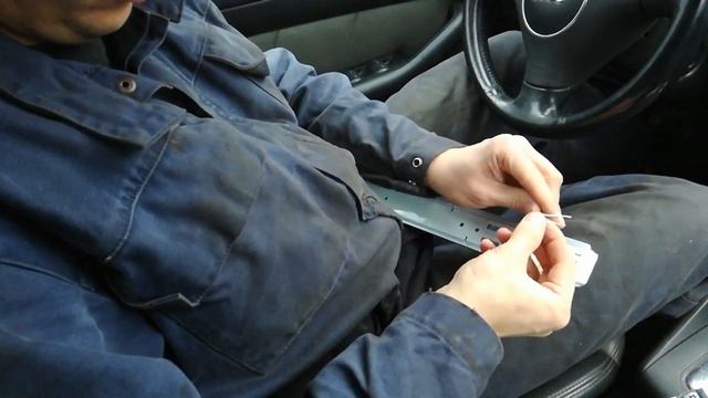 Переделка светильника для люминесцентных ламп под светодиодные лампы! смотреть онлайн