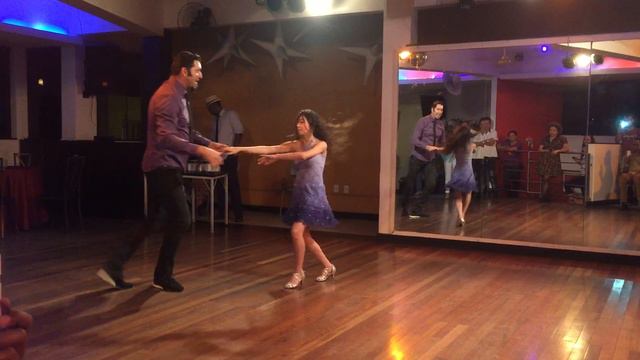 Rodrigo Delano e Laura Moreno Papa смотреть онлайн