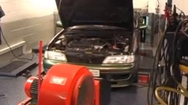 Nissan Primera on rolling road primera 12 смотреть онлайн