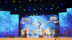 Якутский танец "Саха саргыта", образцовый танцевальный коллектив "Сулусчаана"