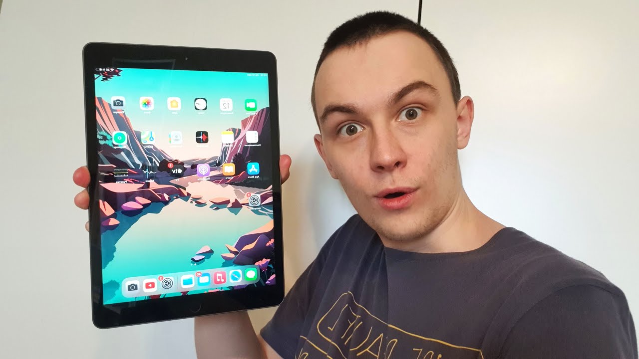 КУПИЛ IPAD 8 (2020) ЗА 25 ТЫСЯЧ РУБЛЕЙ! смотреть онлайн