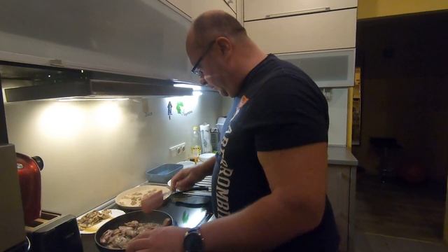 Паштет из куринной печени с грибами смотреть онлайн