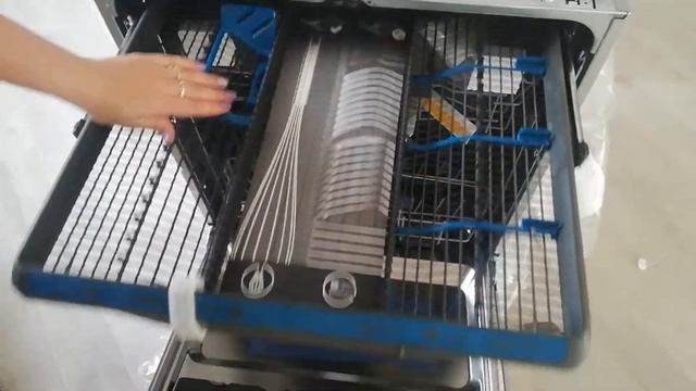 Распаковка — Посудомоечная машина Electrolux смотреть онлайн