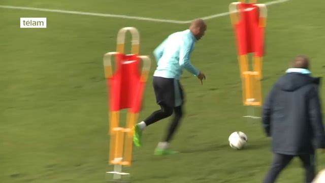 El uruguayo Diego Aguirre fue presentado como nuevo DT de San Lorenzo смотреть онлайн