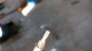 Renault DUSTER Diesel ? Пропала зарядка Аккумулятора ??Снимаем Генератор ??