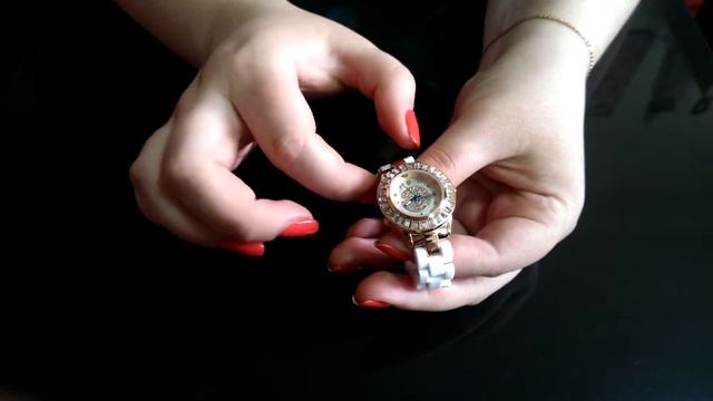 Женские часы Диор (Dior), белые под керамику смотреть онлайн