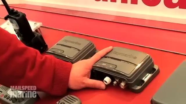 Raymarine AIS receivers at the Southampton Boat Show 2011 смотреть онлайн