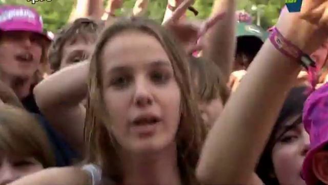 Billy Talent Fallen Leaves Live Pinkpop 2009 смотреть онлайн