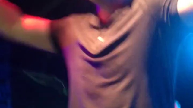 LOC DOG / ЛОК ДОГ / Александр Жвакин - ПОДГРУЗИЛО LIVE с концерта в Москве смотреть онлайн