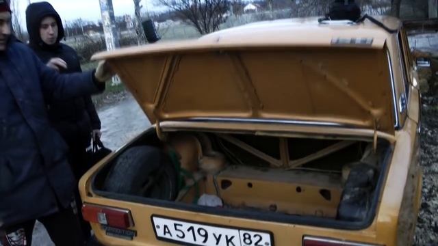 Как открыть багажник ЖИГУЛИ ( ВАЗ ) без ключа. смотреть онлайн