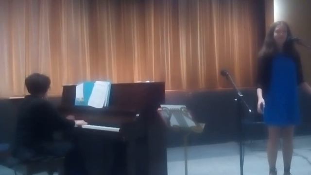 Hannah Arbitman: "I feel pretty" , "Московские окна" смотреть онлайн