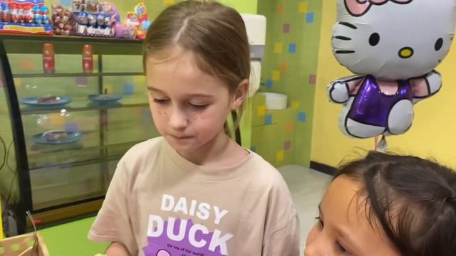 Нам 9 лет.Отметили день рождения ? смотреть онлайн